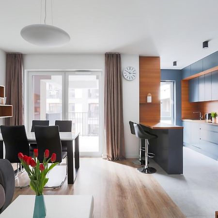 Luksusowy Apartament Przy Targach Poznań Extérieur photo