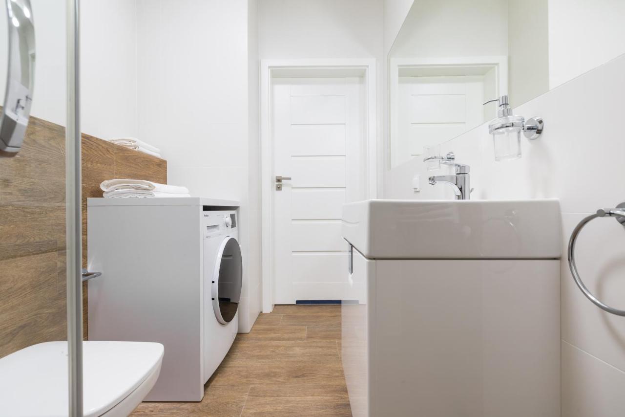 Luksusowy Apartament Przy Targach Poznań Extérieur photo