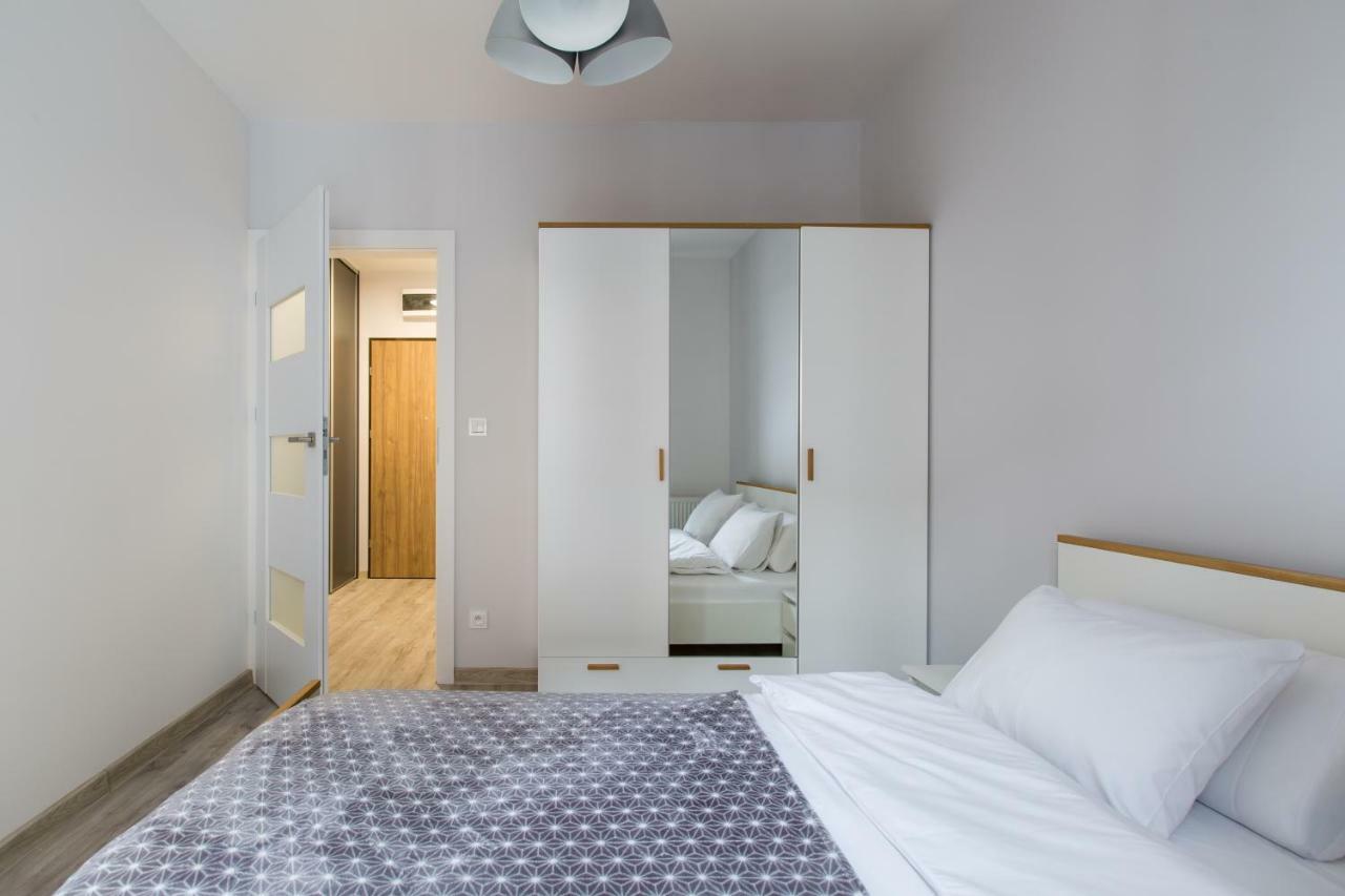 Luksusowy Apartament Przy Targach Poznań Extérieur photo